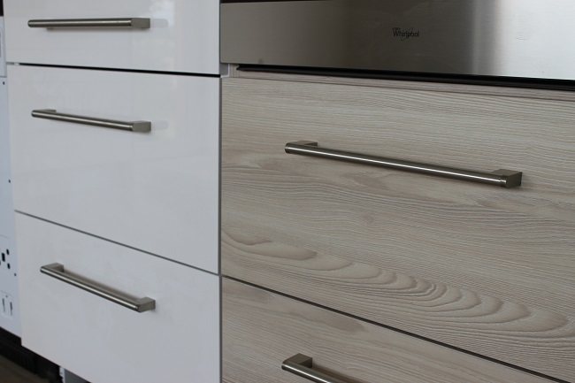 Nerezové madlo 261mm 14mm