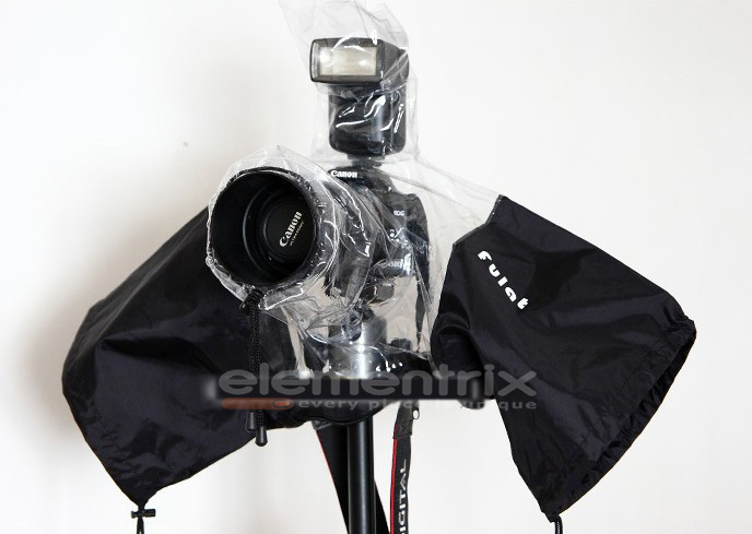 8sk 2.jakost Plaštěnka pro zrcadlovky s možností použití systémového blesku  