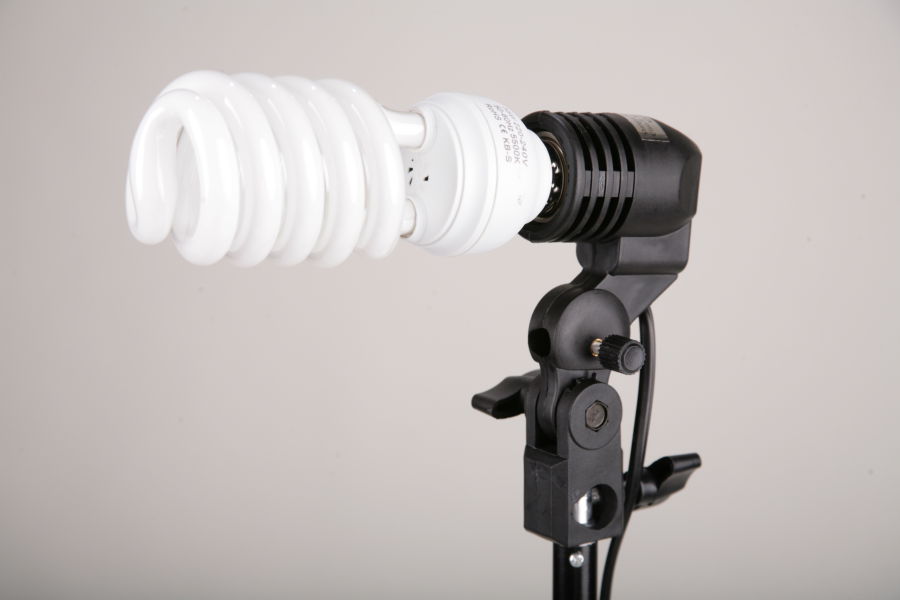 Držák žárovky a deštníku, univerzální držák lampy  