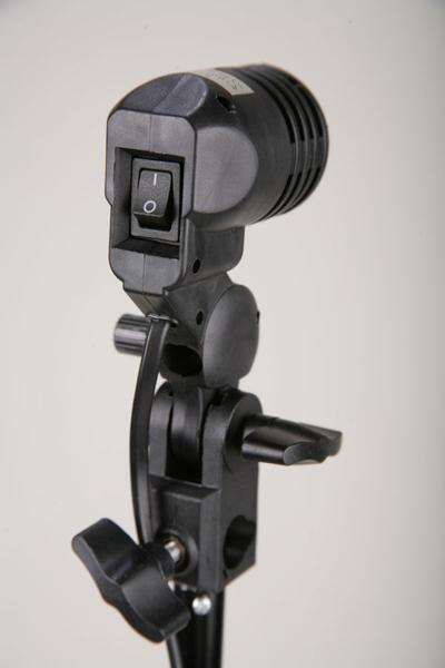 Držák žárovky a deštníku, univerzální držák lampy  