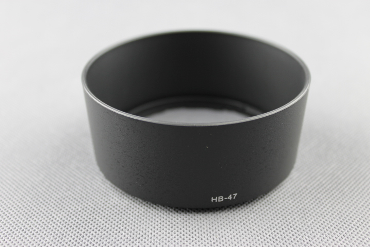 Sluneční clona  HB-47 pro Nikon  