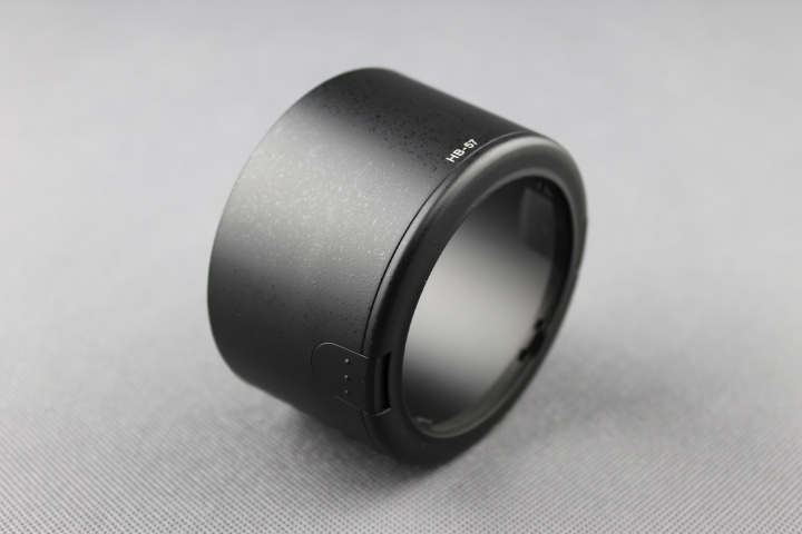 Sluneční clona  HB-57 pro Nikon  