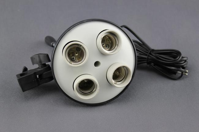 Lampa pro 4 žárovky