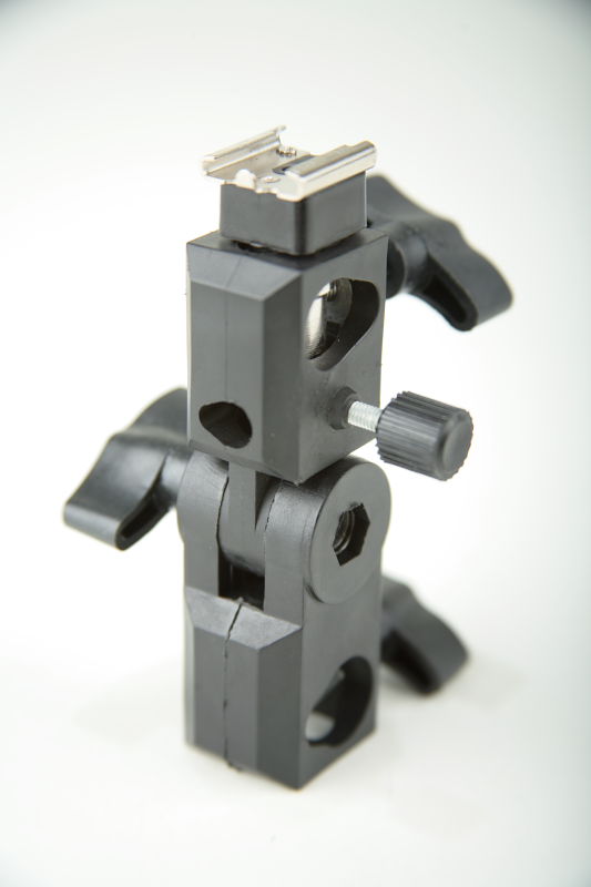 Držák blesku a deštníku Model MXDB1  