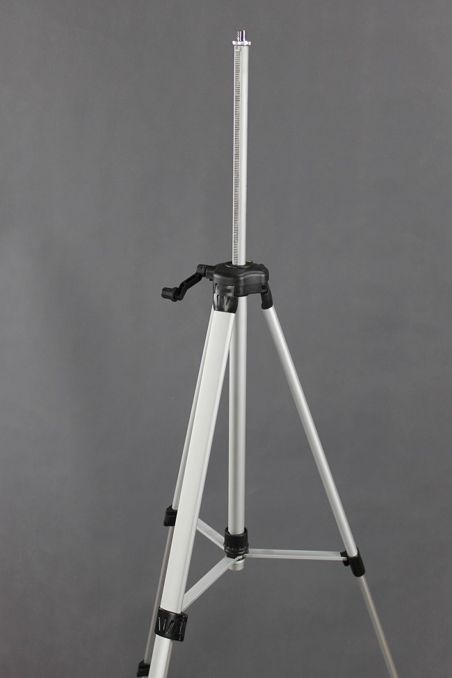 Nivelační stativ teleskopický 168cm  