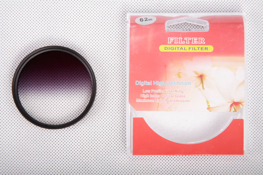 Šedý ND8 přechodový filtr 62mm  