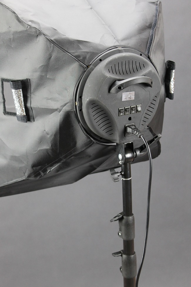 Softbox s lampou pro 7 žárovek 80x80cm  