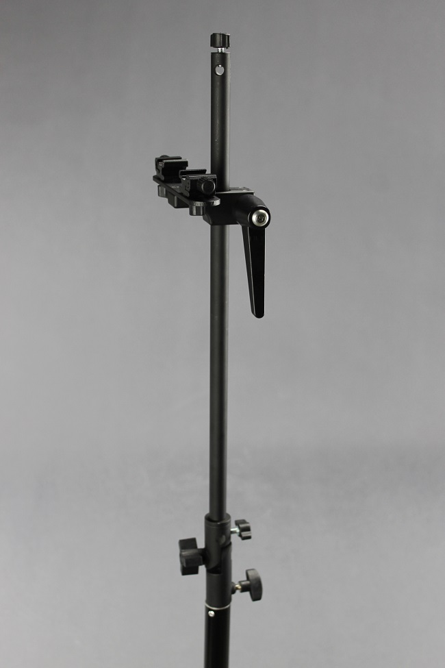 Držák 2 blesku a deštníku aluminium  