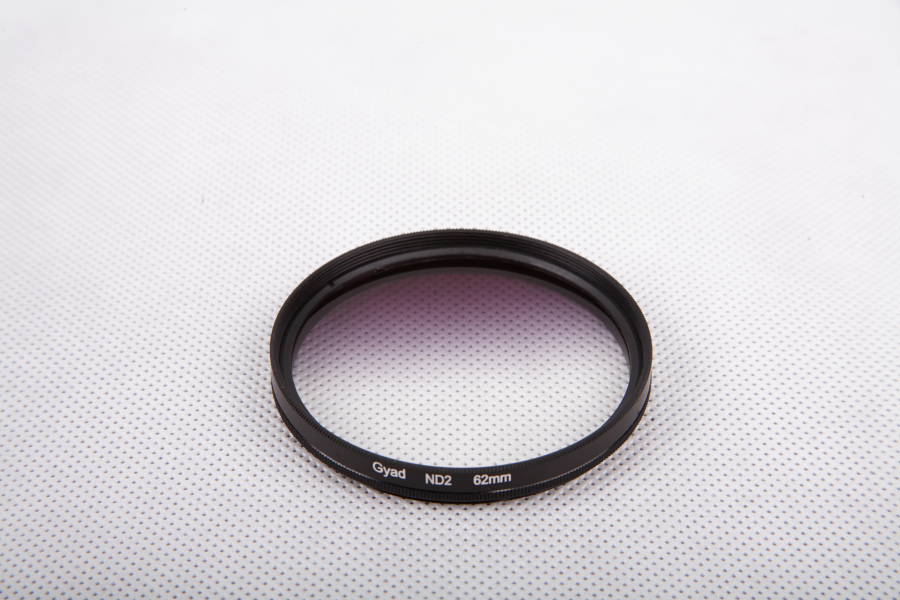 Šedý ND2 přechodový filtr 62mm  