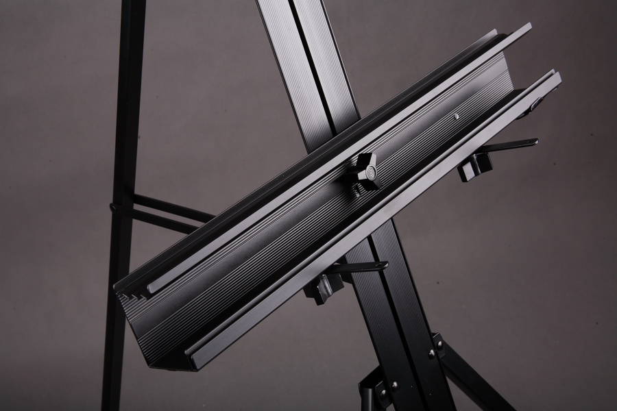 Malířský stojan americký  