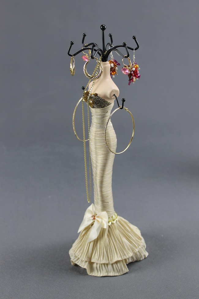 Stojánek na šperky, panenka PAN1  