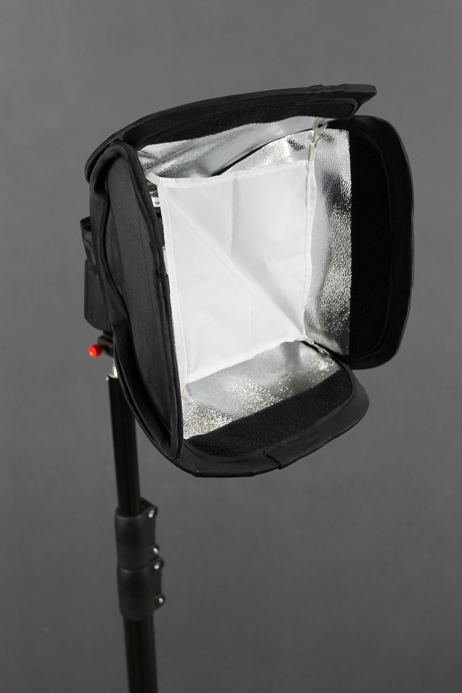 Easy softbox 30x30cm pro systémový blesk  