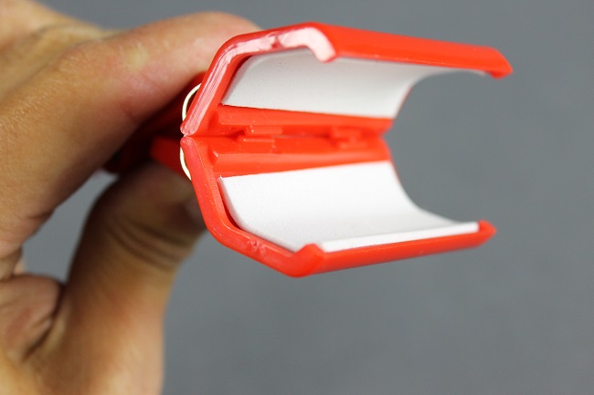 Memo clip, držák na cenovky kloubový červený  