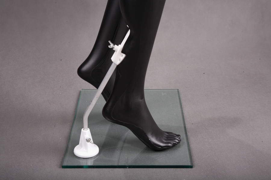 Plastový držák figuríny na sklo