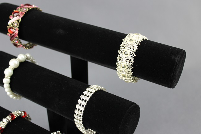 Stojánek, stojan, dekolt na náramky 3 patra  