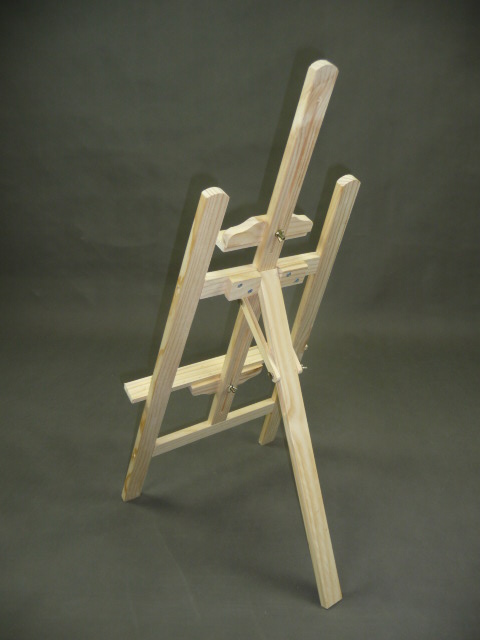 Ateliérový dřevěný malířský stojan 63cm nesložený  