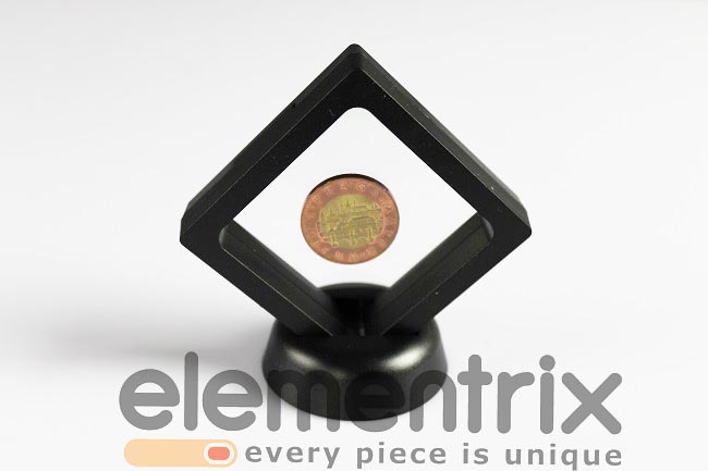 Stojánek, stojan 70x70 pro cenné předměty, proti doteku   