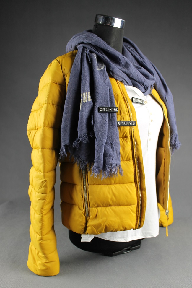 3D cenovky bílé na šaty Kč