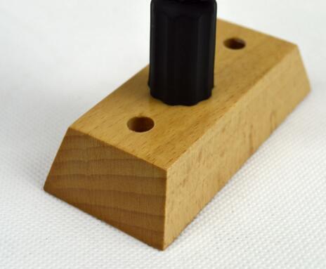 Elementrix kytarový držák na zeď