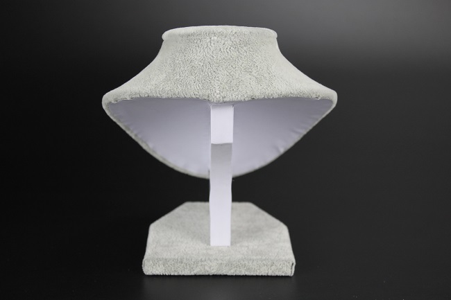 Stojan, stojánek, dekolt na šperky výška 15cm samet  