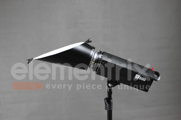 Otočný bílý Reflektor na fotografické pozadí pro zábleskové světlo Bowens ELEMEN