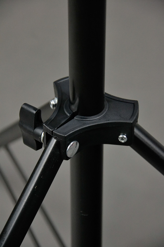 Stativ W-803, pro studiové světlo-blesk 242cm 25-22-19mm  
