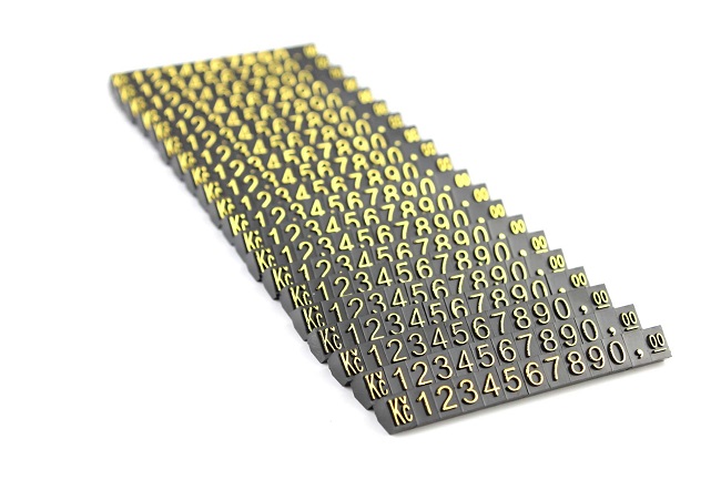 Plastové cenovky zlatý prolis 6x9mm 1x řada Kč