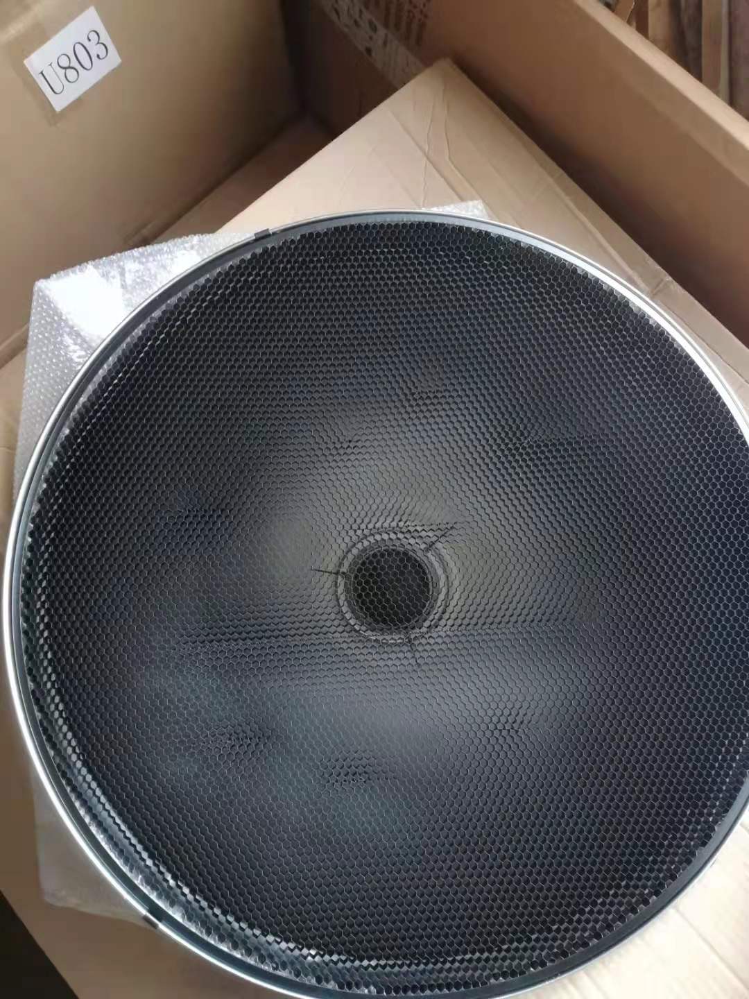 1ca 2.jakost Beauty dish s voštinou a difuzérem 70 cm stříbrný  