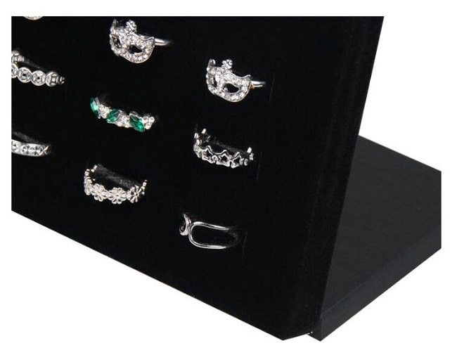 Stojánek, stojan, dekolt na prstýnky šedý L 23cm