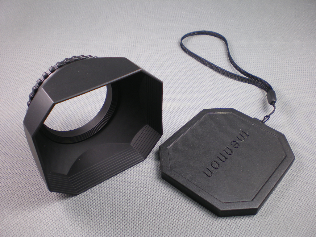 Sluneční clona pro kameru + krytka 58mm  