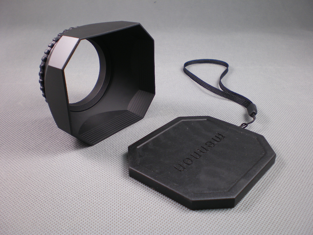 Sluneční clona pro kameru + krytka 58mm  